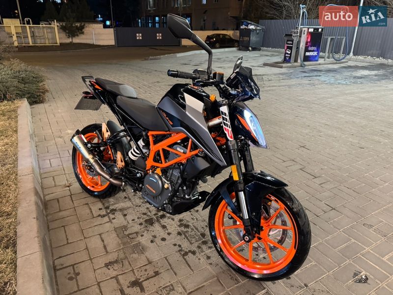 KTM 390 Duke 2021