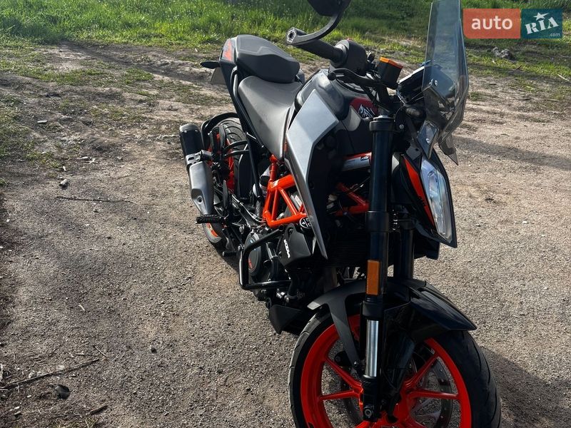 KTM 390 Duke 2021