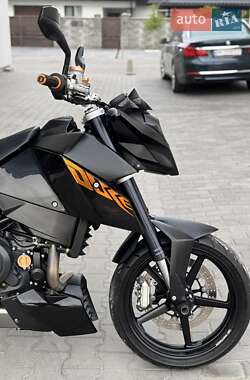 Мотоцикл Без обтекателей (Naked bike) KTM 690 Duke 2010 в 