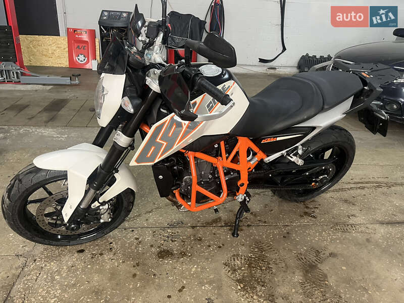 Мотоцикл Без обтікачів (Naked bike) KTM 690 Duke 2013 в Києві фото Мотоцикл Без обтікачів (Naked bike) KTM 690 Duke 2013 в Києві
