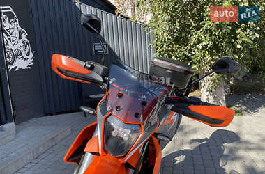 Мотоцикл Многоцелевой (All-round) KTM 690 Enduro 2022 в 