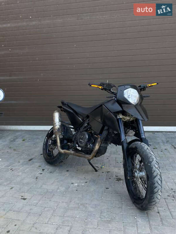 Мотоцикл Кросс KTM 690 SMC 2011 в Каменец-Подольском