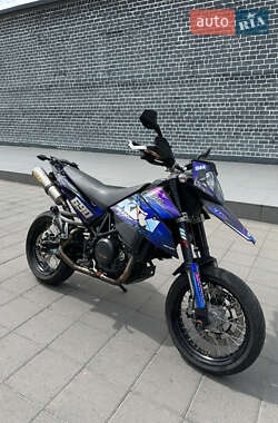 Мотоцикл Супермото (Motard) KTM 690 Supermoto 2008 в 