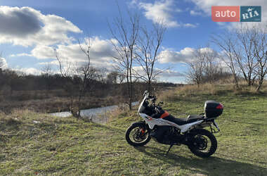 Мотоцикл Многоцелевой (All-round) KTM 790 Adventure 2023 в 