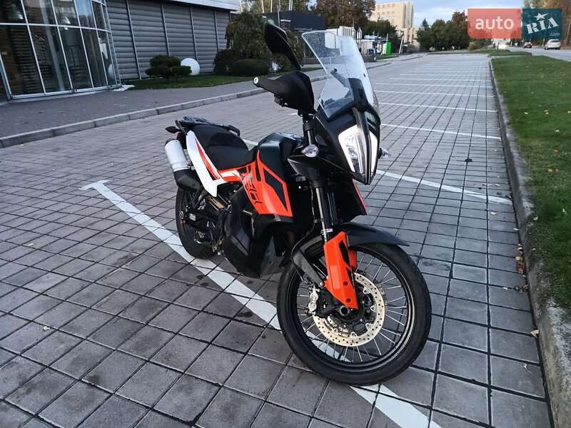 Мотоцикл Багатоцільовий (All-round) KTM 790 Adventure 2019 в Черкасах фото 13 Мотоцикл Багатоцільовий (All-round) KTM 790 Adventure 2019 в Черкасах