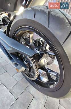 Мотоцикл Без обтекателей (Naked bike) KTM 890 Duke 2021 в 