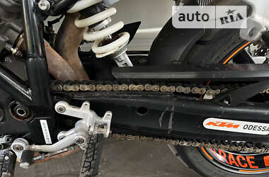 Мотоцикл Без обтекателей (Naked bike) KTM 990 Super Duke 2009 в 
