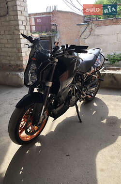Мотоцикл Без обтекателей (Naked bike) KTM 990 Super Duke 2009 в 