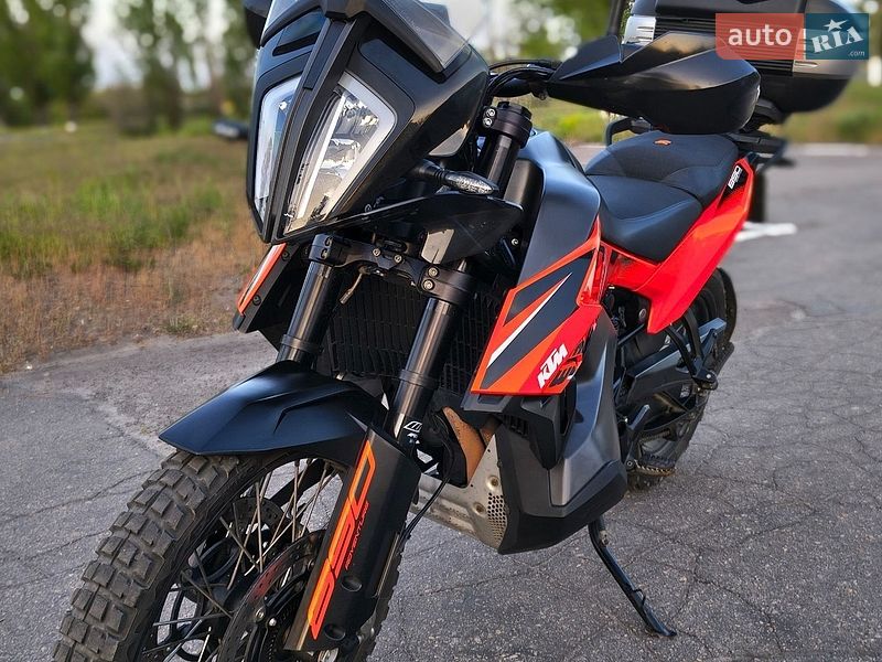 KTM Adventure 2021