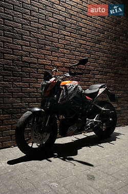 Мотоцикл Без обтекателей (Naked bike) KTM Duke 125 2011 в Тернополе