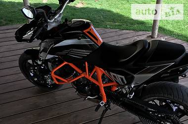 Мотоцикл Без обтекателей (Naked bike) KTM Duke 690 2014 в Шацке