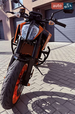 Мотоцикл Многоцелевой (All-round) KTM Duke 790 2019 в 