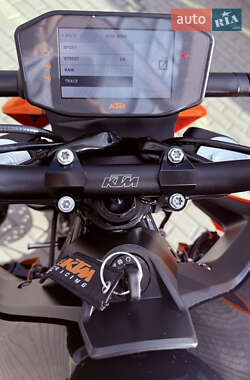 Мотоцикл Многоцелевой (All-round) KTM Duke 790 2019 в 