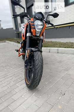 Мотоцикл Без обтікачів (Naked bike) KTM Duke 2012 в 