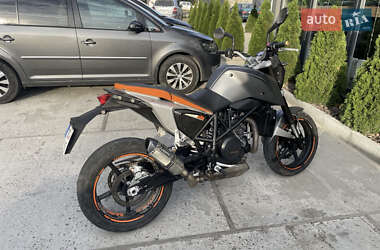 Мотоцикл Без обтекателей (Naked bike) KTM Duke 2016 в Хусте