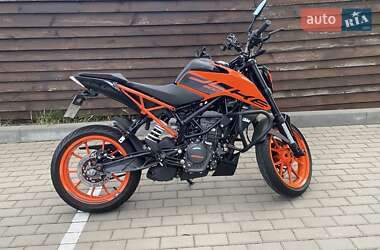 Мотоцикл Без обтекателей (Naked bike) KTM Duke 2020 в 