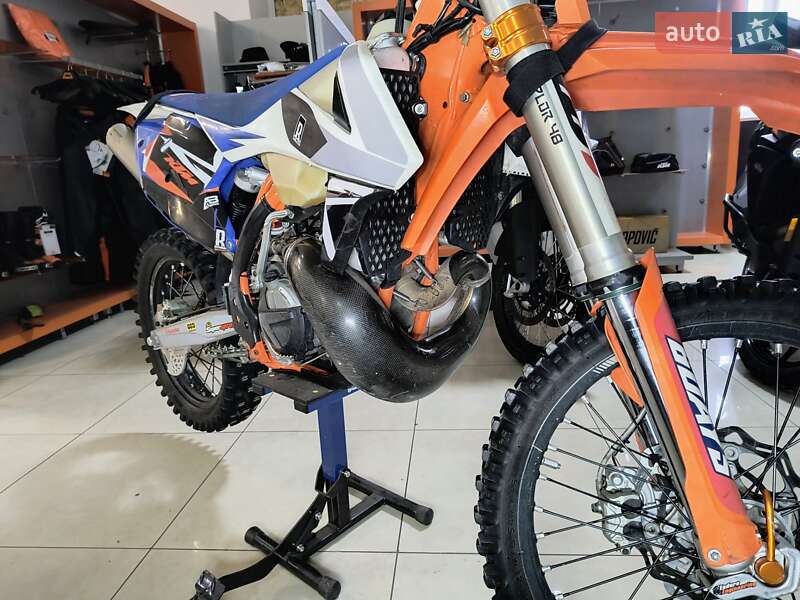 Мотоцикл Внедорожный (Enduro) KTM EXC 250 2017 в Киеве