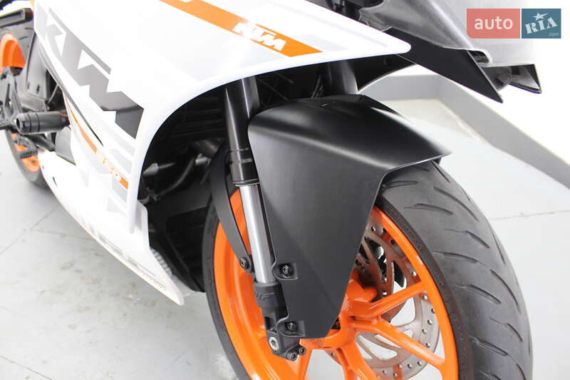 Спортбайк KTM RC 250 2015 в Гнівані