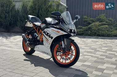 Мотоцикл Спорт-туризм KTM RC 390 2015 в 