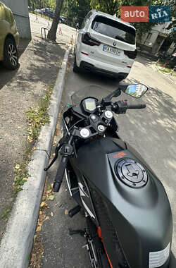 Спортбайк KTM RC 390 2021 в 