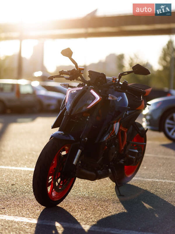 Мотоцикл Без обтікачів (Naked bike) KTM Super Duke 1290 2023 в Києві