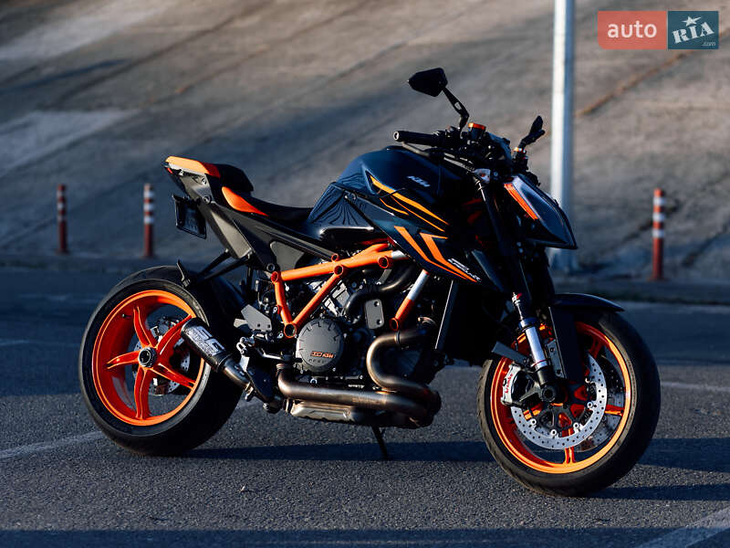 Мотоцикл Без обтікачів (Naked bike) KTM Super Duke 1290 2023 в Києві