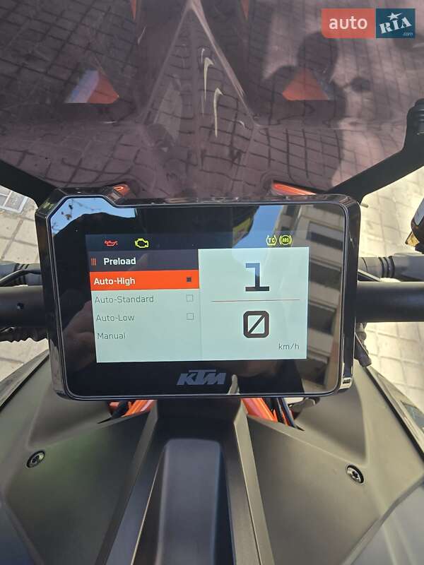 Мотоцикл Без обтекателей (Naked bike) KTM Super Duke 1290 2023 в Черноморске