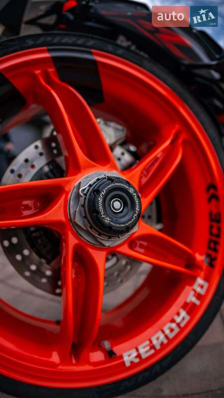 Мотоцикл Без обтекателей (Naked bike) KTM Super Duke 1290 2023 в Черновцах