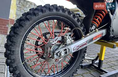 Мотоцикл Позашляховий (Enduro) KTM SX-F 2022 в 