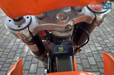Мотоцикл Позашляховий (Enduro) KTM SX-F 2022 в 
