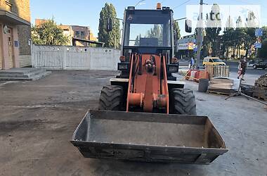 Экскаватор погрузчик Kubota R 510 1995 в Киеве