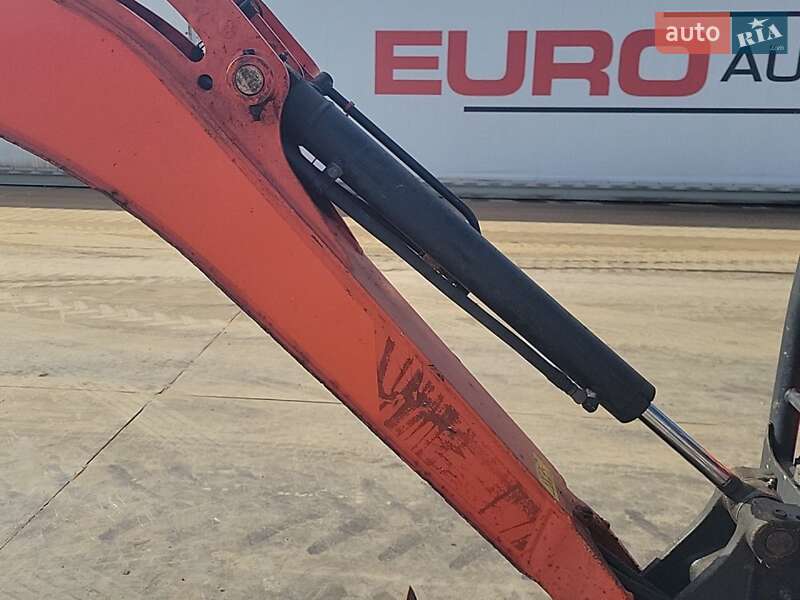 Миниэкскаватор Kubota U 2016 в Черновцах