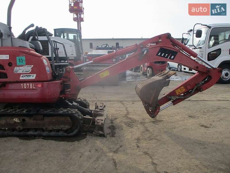 Гусеничный экскаватор Kubota U 2007 в Одессе фото 7 Гусеничный экскаватор Kubota U 2007 в Одессе