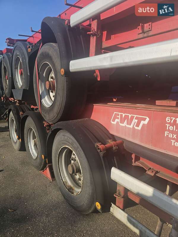 Контейнеровоз напівпричіп Kumlin AK 24/3 1994 в Бершаді фото 8 Контейнеровоз напівпричіп Kumlin AK 24/3 1994 в Бершаді