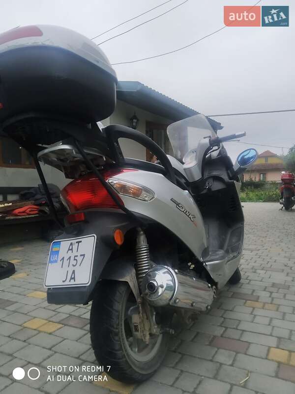Мотоцикл Туризм Kymco Grand Dink 2002 в Косові
