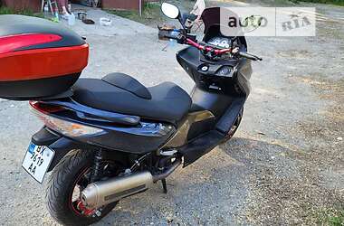 Макси-скутер Kymco Xciting 2010 в 