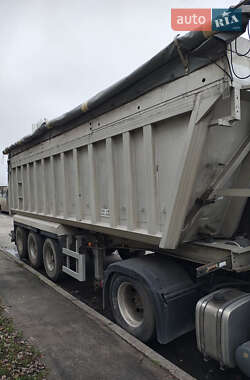 Зерновоз - полуприцеп Lacitrailer 3E20RD 2004 в Киеве