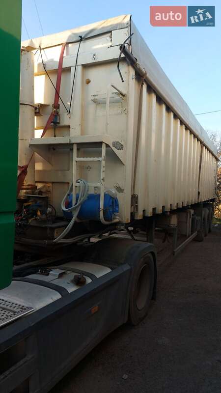 Самосвал полуприцеп LAG 0-3-375L 2001 в Измаиле