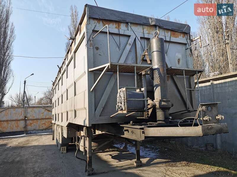 Самосвал полуприцеп LAG 0-3-375L 2000 в Черкассах