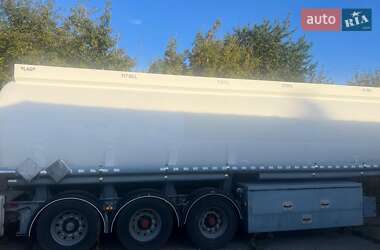 Цистерна полуприцеп LAG 0-3-39 2005 в 
