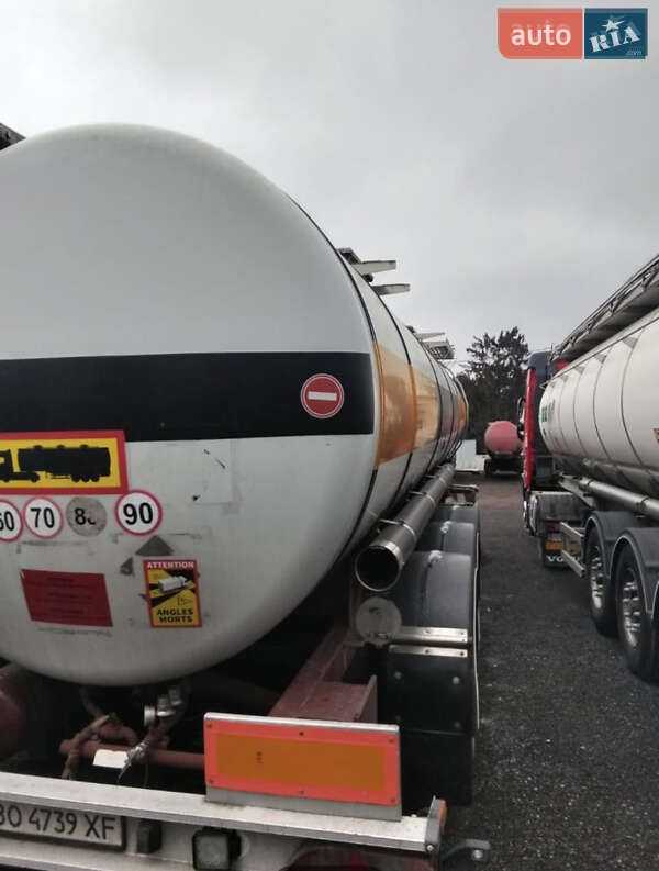 Цистерна полуприцеп LAG 0-3-39 2001 в Тернополе