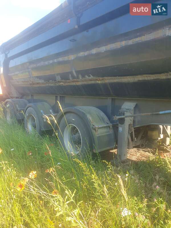 Самосвал полуприцеп LAG 0-3-43CN 2005 в Малине