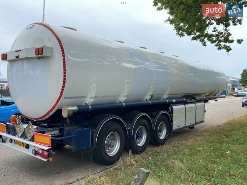 Другие прицепы LAG 0-4-44CN 2006 в Львове