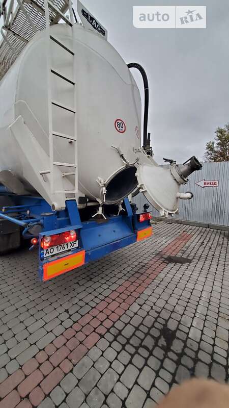 Цистерна полуприцеп LAG D3 1999 в Тячеве