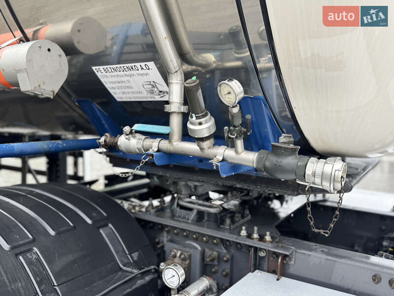 Цистерна полуприцеп LAG D3 2000 в Виннице