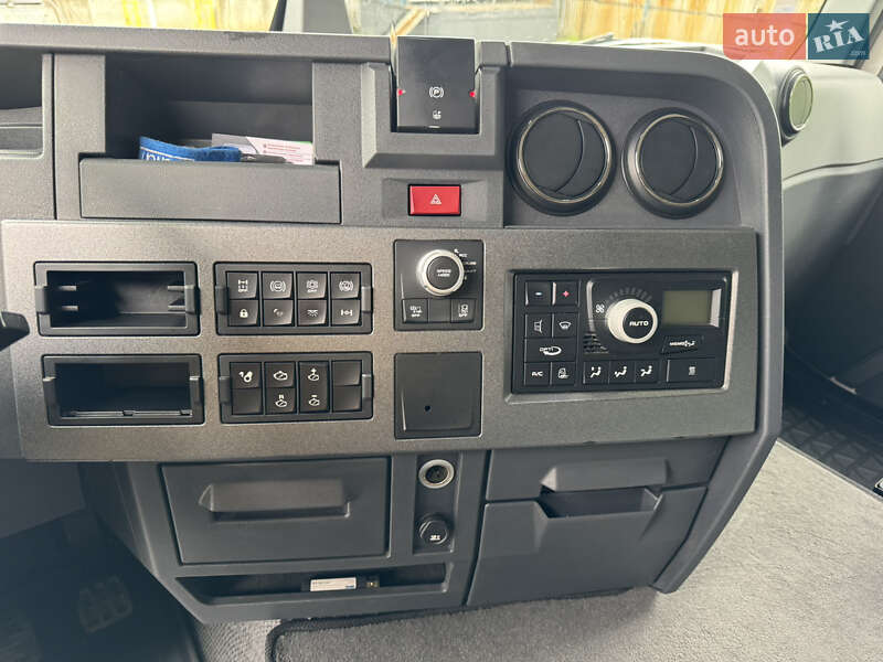 Цистерна полуприцеп LAG D3 2000 в Виннице