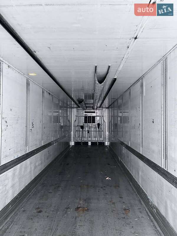 Рефрижератор полуприцеп Lamberet Carrier Vector 2005 в Киеве