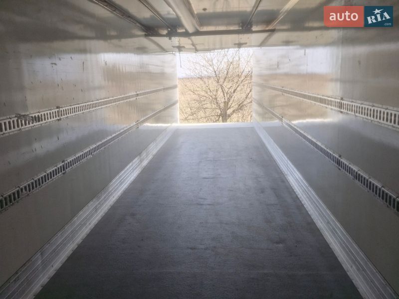 Рефрижератор полуприцеп Lamberet Carrier Vector 2014 в Тернополе фото 9 Рефрижератор полуприцеп Lamberet Carrier Vector 2014 в Тернополе