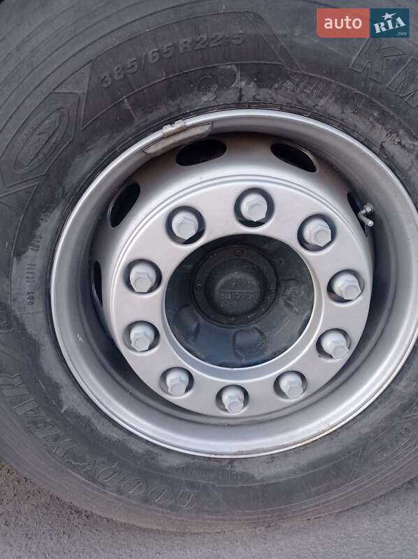 Рефрижератор полуприцеп Lamberet LVFS 2007 в Каменском