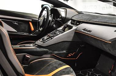 Купе Lamborghini Aventador 2017 в Києві